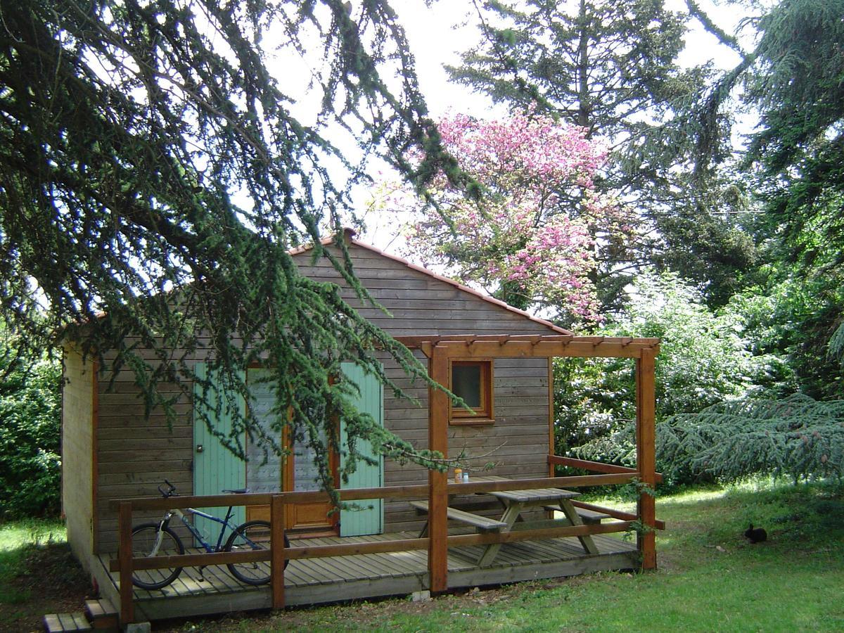 Les Chalets Du Domaine Des Soyeux Saint-Julien-Molin-Molette エクステリア 写真